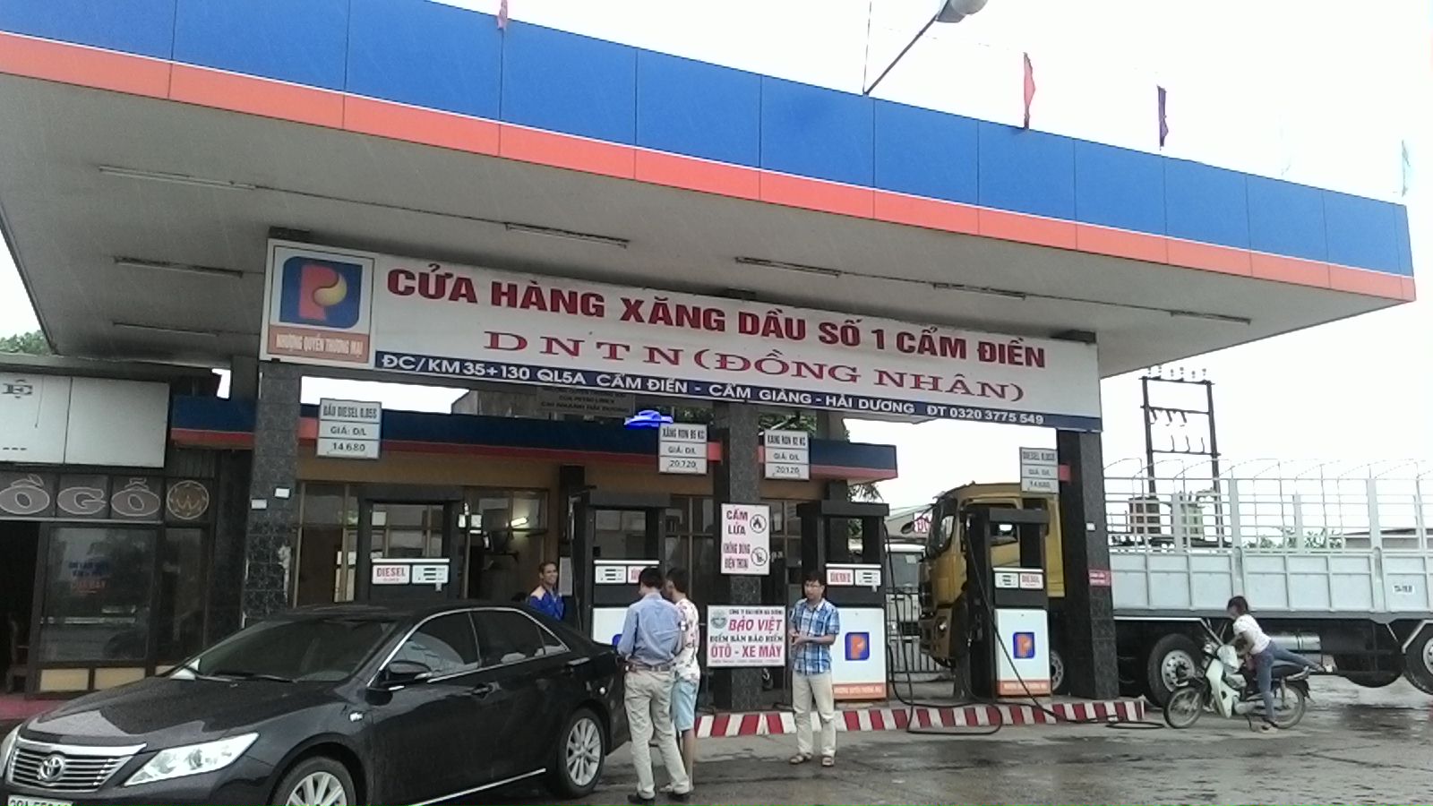 Giá xăng chưa chạm đáy, dầu hoả giảm 44% so với cùng kỳ