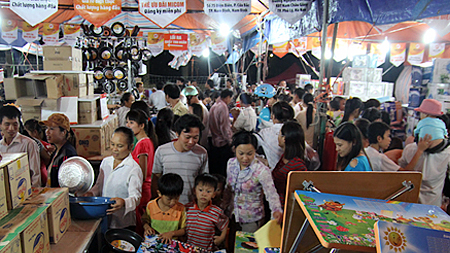 Hàng đổi hàng - cơ hội tiêu thụ sản phẩm tồn kho