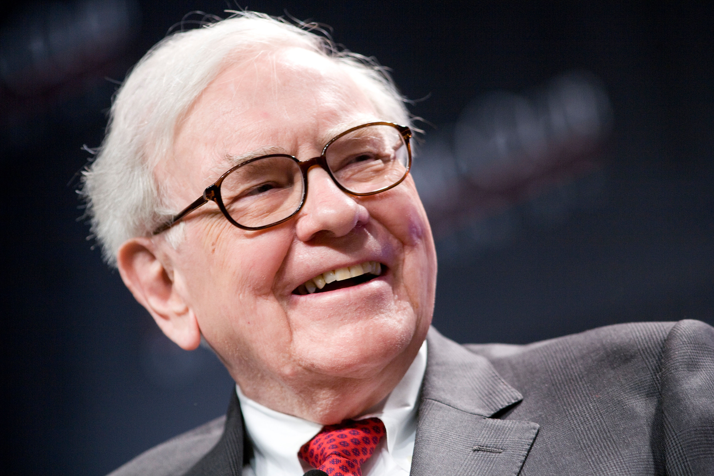 10 câu nói 'để đời' của nhà đầu tư huyền thoại Warren Buffett 