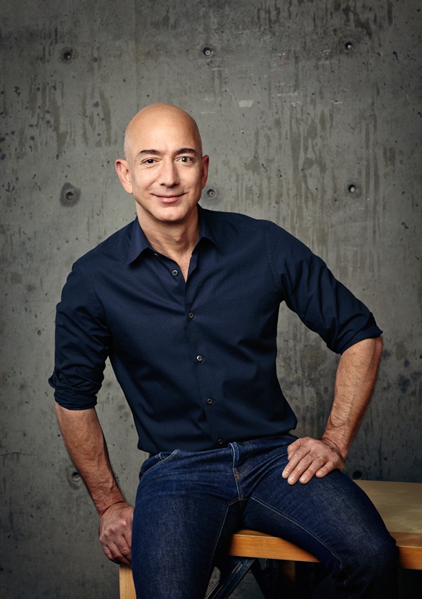 Tỷ phú Jeff Bezos: Thông minh chưa chắc đã thành công