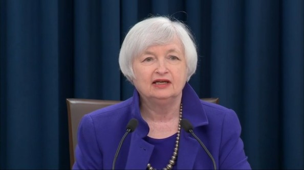 Fed tăng lãi suất 0,25%, lần đầu tiên trong gần 1 thập kỷ