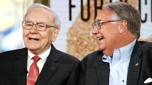 Tại sao con trai Warren Buffett không phải người kế vị tiềm năng?