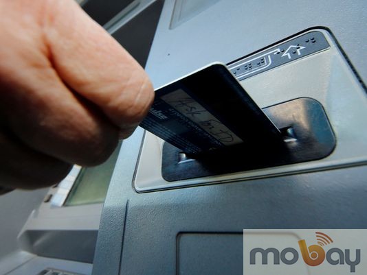 Dự thảo quy định trẻ 11 tuổi được mở thẻ phụ ATM: Có khả thi?
