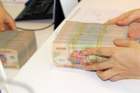 Ngân hàng Nhà nước đề xuất trả lương cán bộ VAMC 17,2 triệu đồng/tháng
