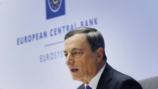 ECB: Lãi suất âm và kéo dài QE