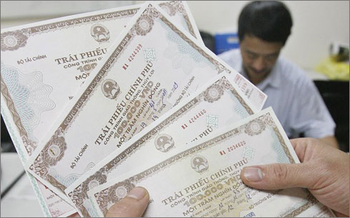 1 tỷ USD và nước cờ chủ động đảo nợ