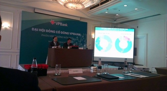 ĐHCĐ VPBank: Năm 2015 sẽ tăng vốn chủ sở hữu thêm 5.000 - 6.000 tỷ đồng