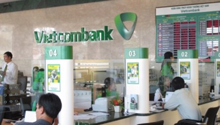 VCB có thể lãi khoảng 900 tỷ nếu được thoái vốn tại EIB