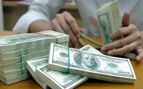 Giá USD của các ngân hàng tăng vọt