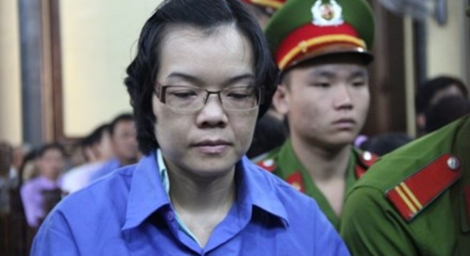 [Trực tiếp chiều 18/12] Huyền Như chiếm đoạt tiền tỷ chỉ với một lệnh chi khống  