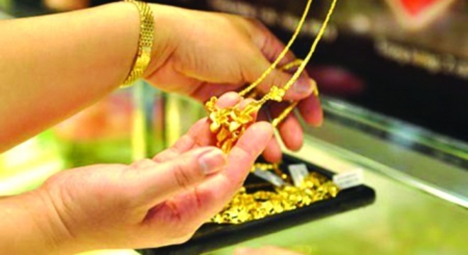  Giá vàng thế giới tăng vọt, vàng trong nước tăng nhỏ giọt 